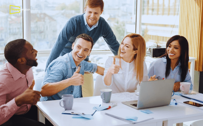 Mẫu câu biểu dương trong môi trường công sở