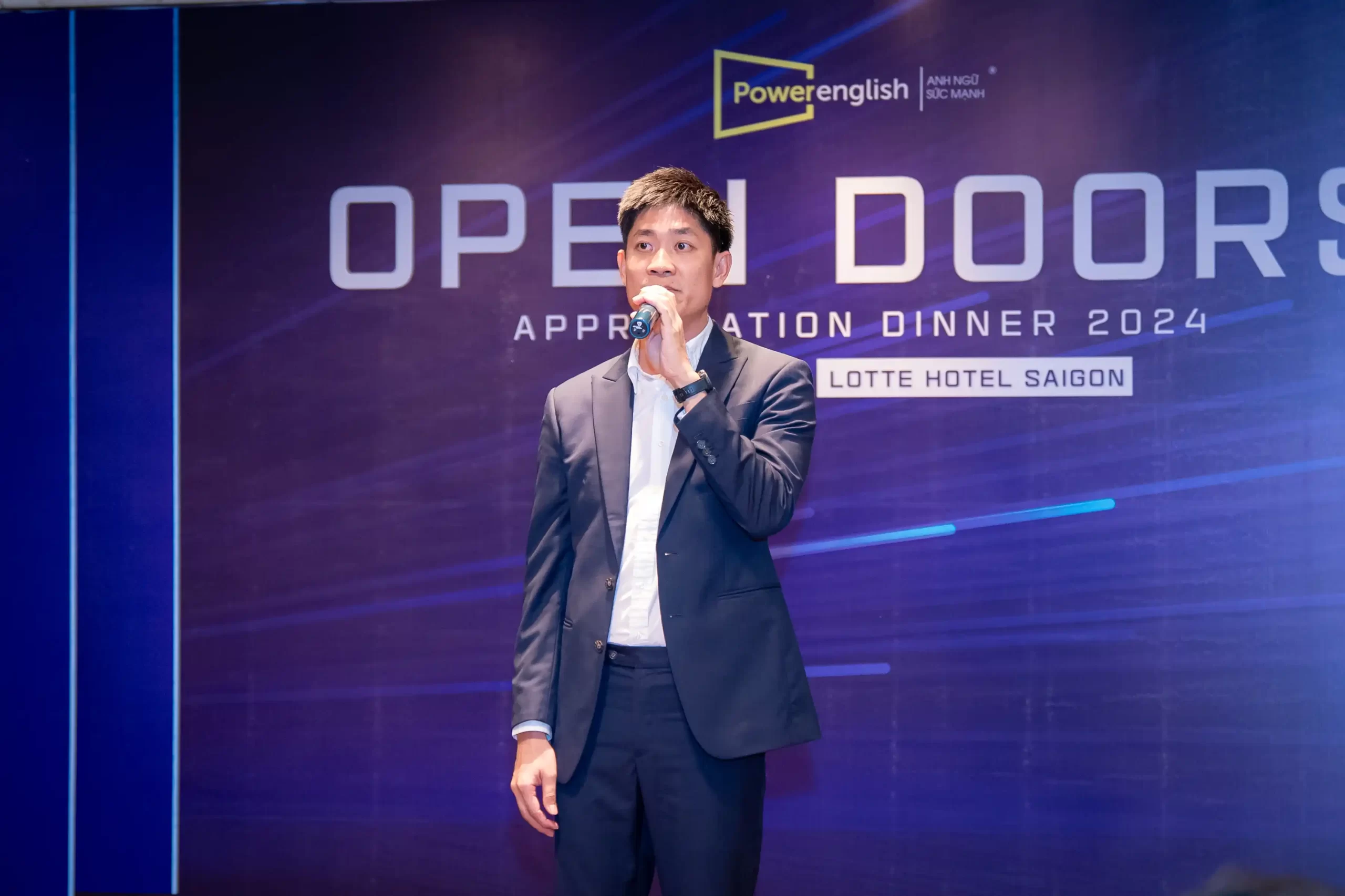 Ông Nguyễn Hồng Tú - Giám đốc điều hành Power English